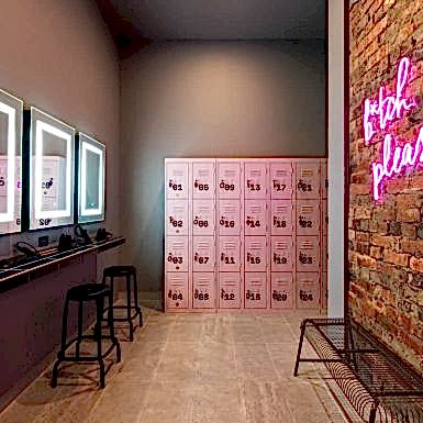 b*tch please interior design